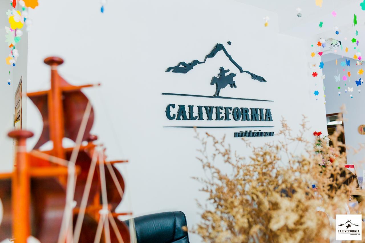 Calivefornia 2016 Hotel Chiang Rai Bagian luar foto