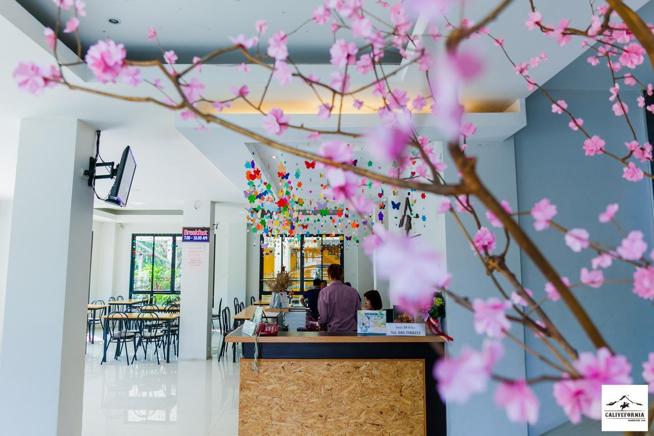 Calivefornia 2016 Hotel Chiang Rai Bagian luar foto